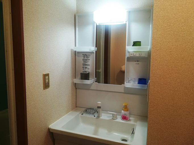 Bathroom 3, Nebula K, Kumagaya