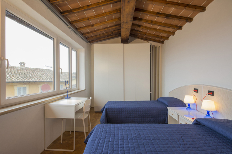 Room 4, Astonish Cathedral View, Siena