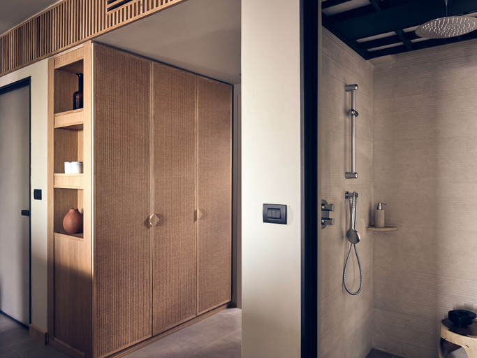 Bathroom 5, The Royal Senses Resort & Spa Crete, Curio Collection Hilton, Crete