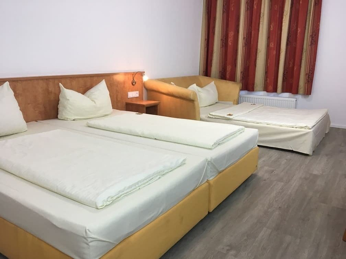 Bedroom 3, Main Kinzig Hotel am Limes, Main-Kinzig-Kreis