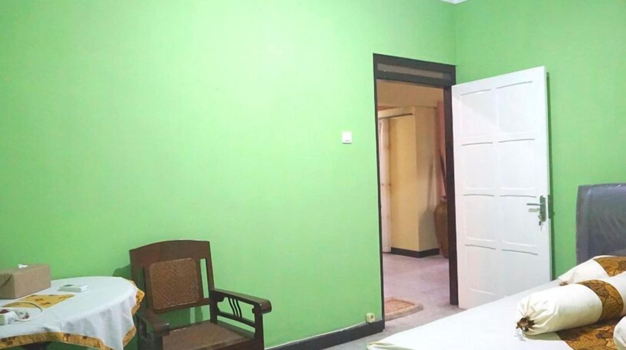 Bedroom 3, Kanti Kinasih Homestay by The Grand Java, Yogyakarta