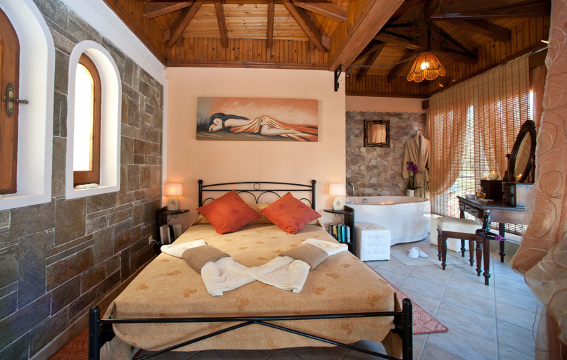 Bedroom 3, Molfetta Beach Hotel, Ionian Islands