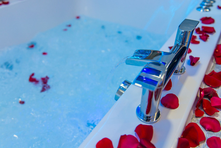 Sport & Beauty 5, Sawrey Serviced Apartments, Bradford
