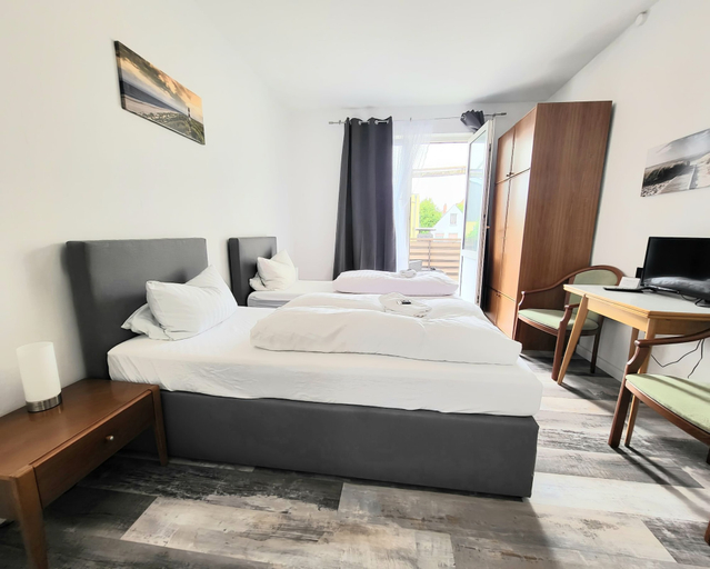 Bedroom 3, Hôtel Garni Cuxhaven Lerche, Cuxhaven