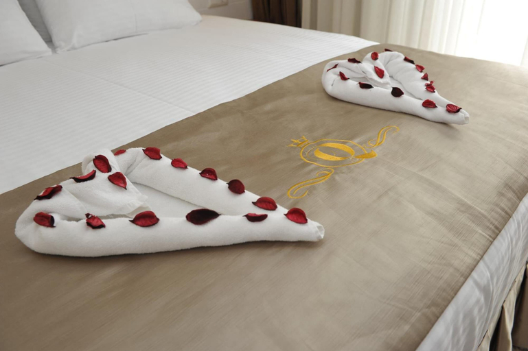 Bedroom 2, Qamar Prestige Suites, Merkez