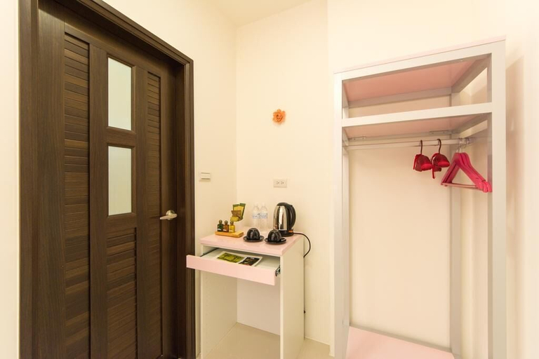Others 5, F&M Memorial B&B, Hualien