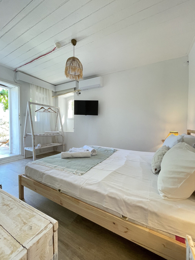 Bedroom 2, Villa Rıfat Büyükada, Adalar