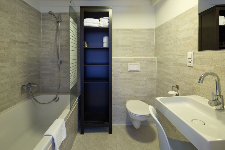 Bathroom 4, Amsterdam House Hotel, Amsterdam