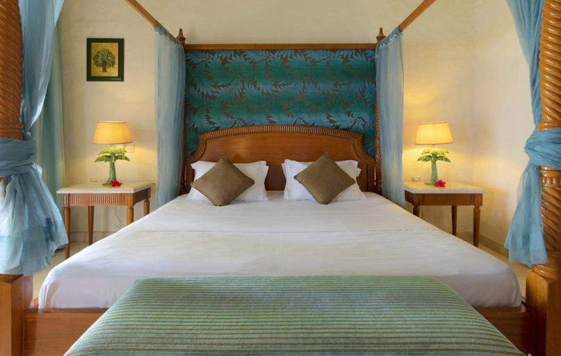 Bedroom 4, Sunset Beach Hotel