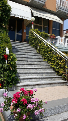 Exterior & Views, Garden Hotel Tabiano, Parma