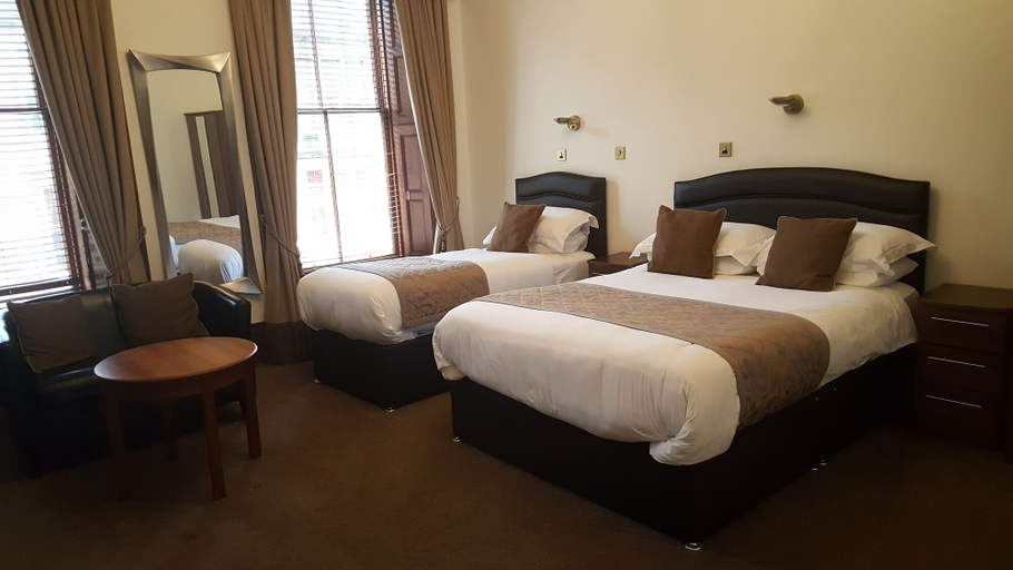 Bedroom 4, McLays Guest House, Glasgow