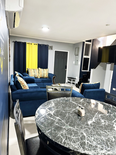 Others 4, Cozy Crib 5mins from the airport