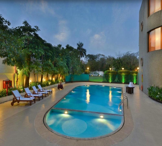 Sport & Beauty 3, Vivanta Vadodara, Vadodara