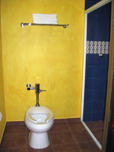 Bathroom 4, Suites Maria Antonieta, Atzacan
