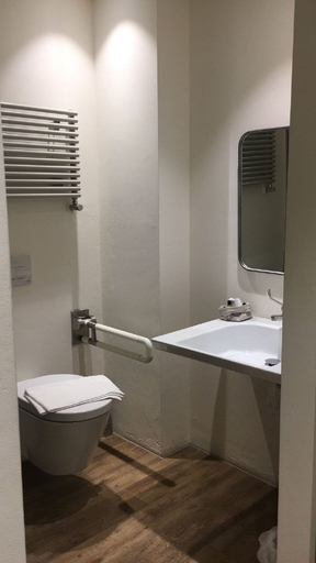 Bathroom 4, Bell Suite Hotel, Rimini