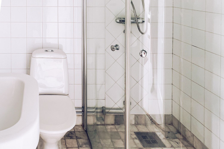 Bathroom 5, Bongska Huset, Skurup