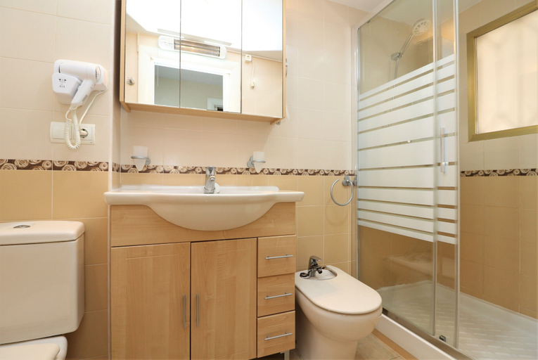 Bathroom, Apartamento Torre Principado 20-D, Alicante