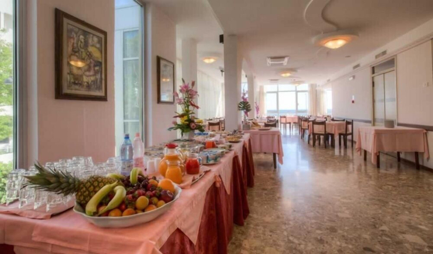 Food & Drinks 5, Hotel Tilmar, Rimini