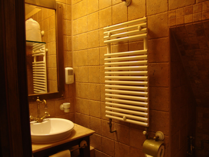Bathroom 5, Hotel Bella Muzica, Brasov