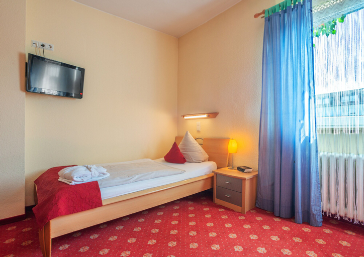 Bedroom 3, Park Hotel, Trier-Saarburg