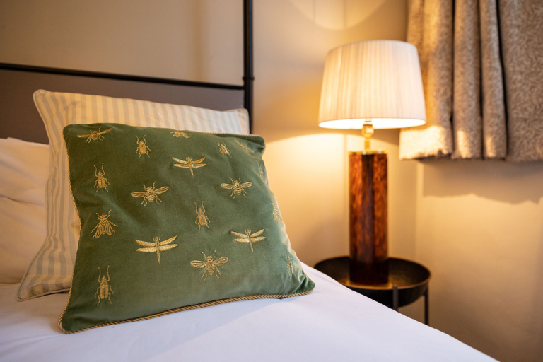Bedroom 2, Beautiful 5bedroom house sleeps13 hottub, Somerset