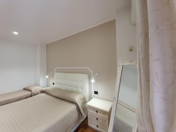 Bedroom 3, Guest House Piazza Carmine, Reggio Di Calabria