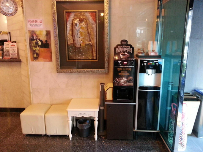 Food & Drinks, MJ Hotel, Jeju
