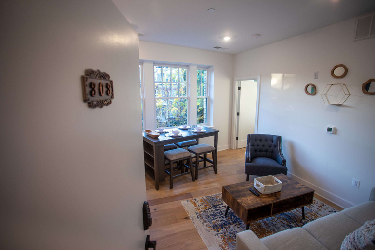 Others 5, Woodley Suites & Residences, District of Columbia