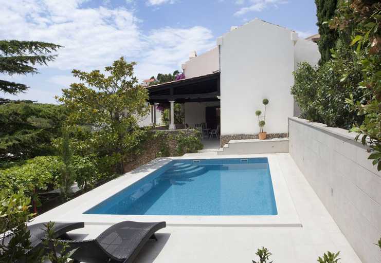 Sport & Beauty 3, Villa Skalinada, Baška Voda