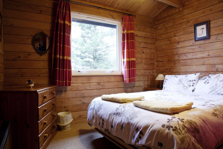 Bedroom 2, Steading Holidays - Strathconon, Highland