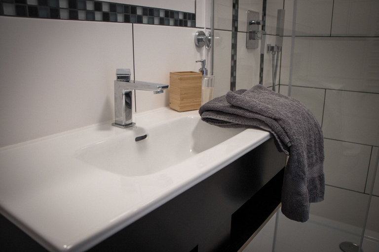 Bathroom 5, Zur Krone, Altötting