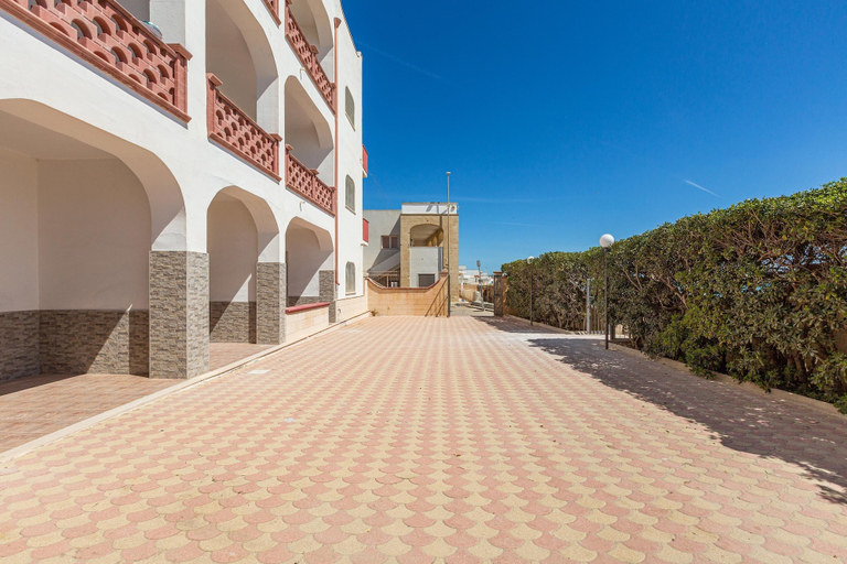 Exterior & Views 2, 2851 Residence Bellavista- App 7 II Piano by Barbarhouse, Lecce