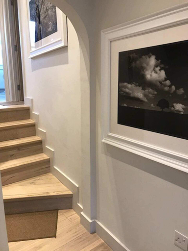 Others 4, Stylish 2 Bed Apartment in West Hampstead, London