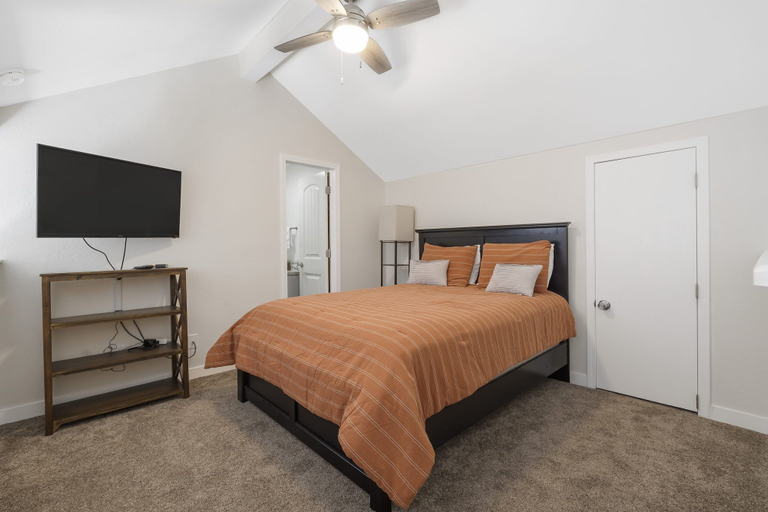 Bedroom 3, Fall Creek Retreat - 2.5 Miles From DT Branson!, Taney