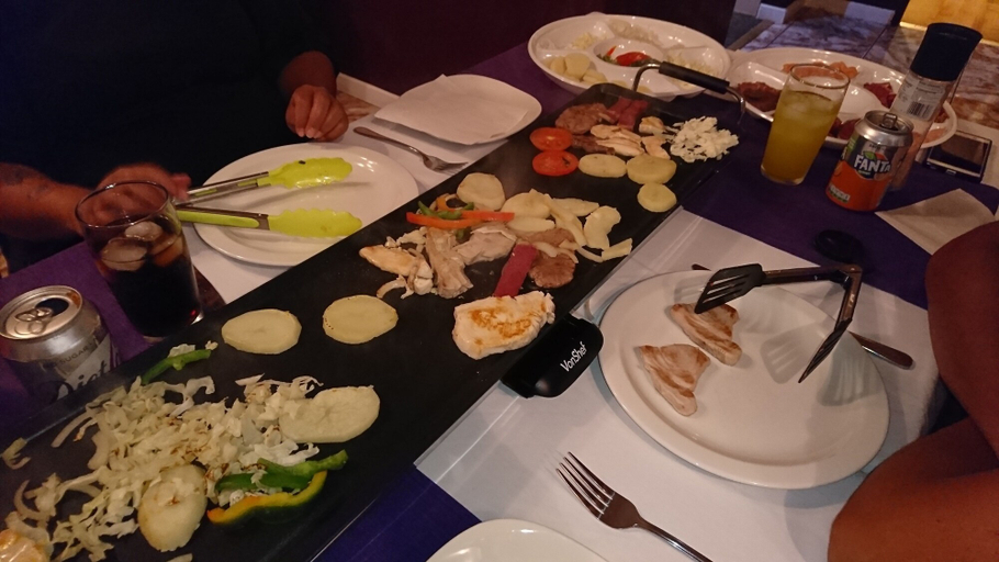 Food & Drinks 5, Richards Travel Lodge, Jamestown