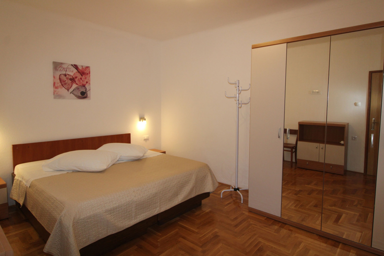 Bedroom 2, Villa Nino, Ližnjan