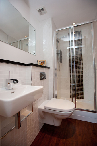 Bathroom 4, The Spires Serviced Apartments Glasgow, Glasgow