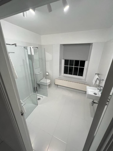 Bathroom 3, Sun Street ApartHotel, Lancashire
