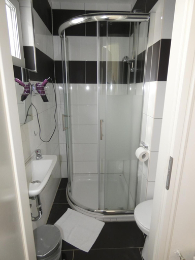 Bathroom 5, Hotel Wolters, Bremen