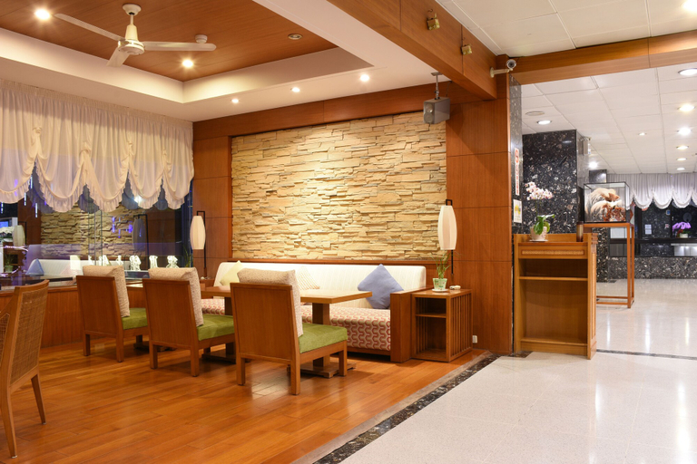 Food & Drinks 4, Honeymoon Hotel, Nantou