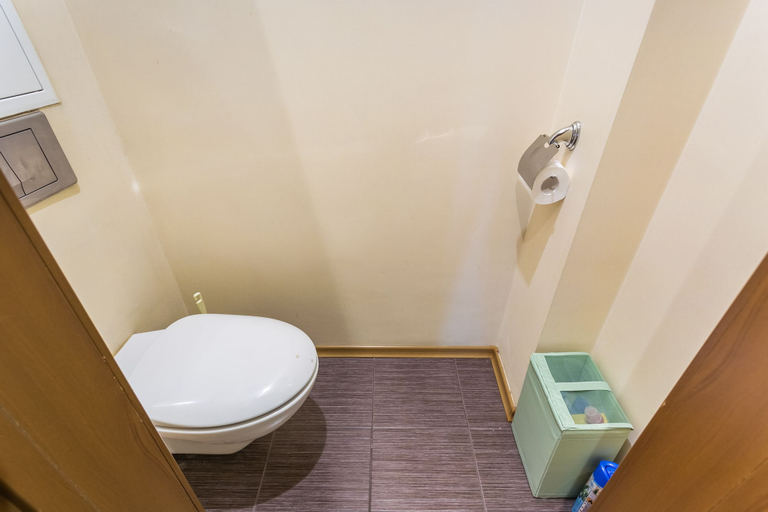 Bathroom, Apartment on Krasnaya Presnya 23, Northern