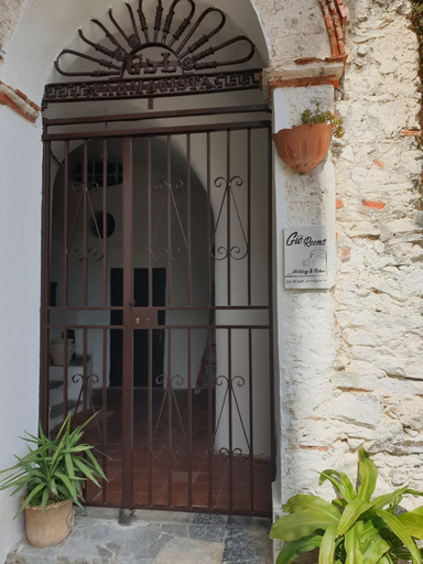 Exterior & Views 2, Gio Rooms, Cosenza