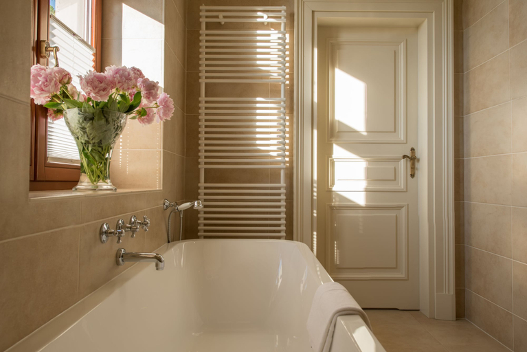Bathroom 4, Pałac Warlity, Olsztyn