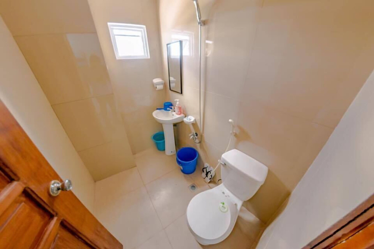 Bathroom 3, Casa Bicolandia Suites, Daraga