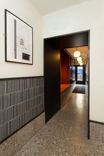 Others 4, The Snug Townhouse