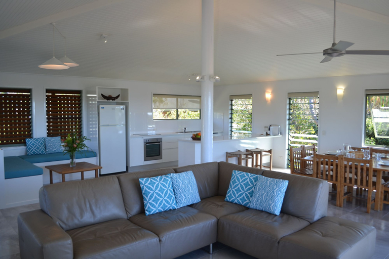 Food & Drinks, The Retreat Beach Houses, Noosa - Sunshine-Peregian