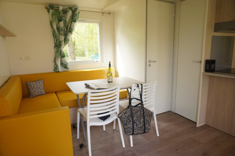 Dining Room 8