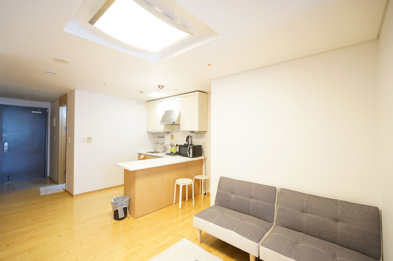 Jamsil Stn & Galleria Palace Apt A, Songpa