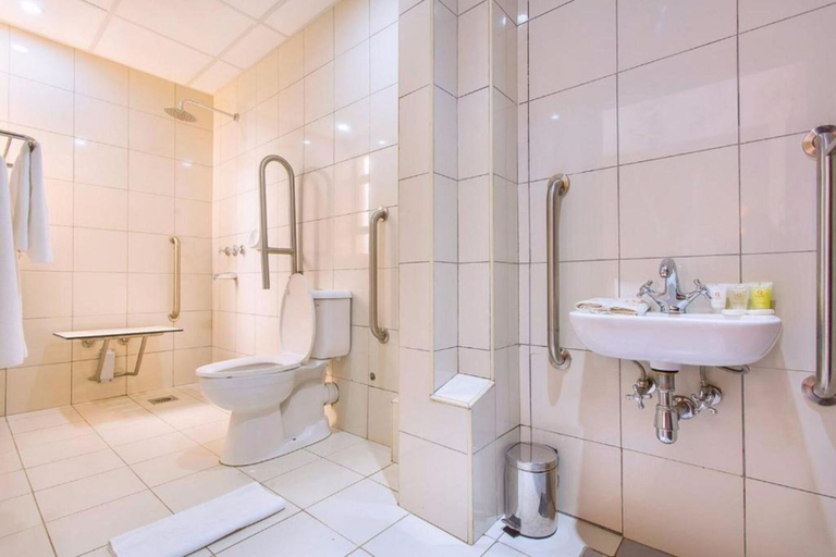 Bathroom, Qaribu Inn Boutique Hotel Nairobi, Dagoretti North