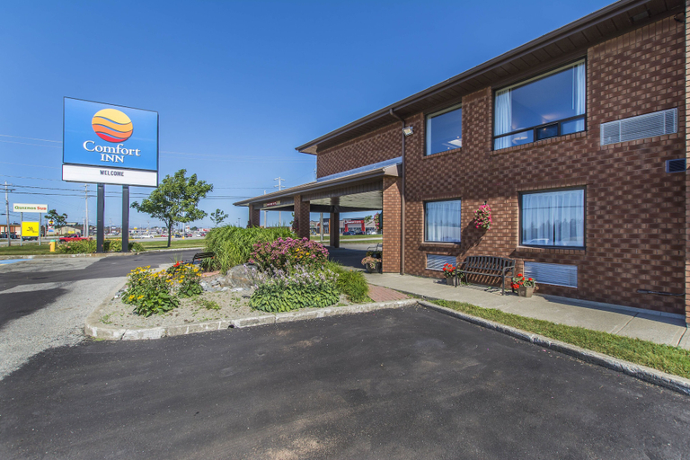 Exterior & Views 2, Comfort Inn, Yarmouth